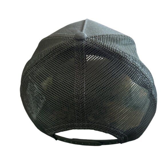 New Era Gray & Red Tampa Bay Buccaneers 9Forty Trucker Hat OSFM - Picture 3 of 8